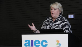 AIEC1510-6-0968-2.jpg