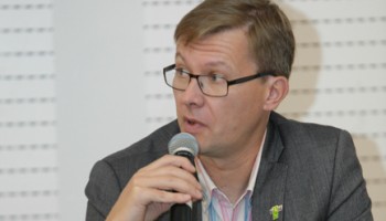 AIEC1510-6-1627-2.jpg