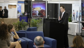 AIEC1510-6-1433-2.jpg