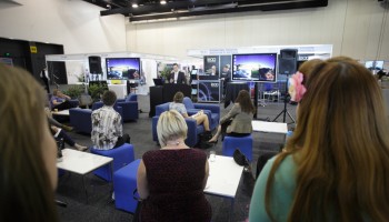 AIEC1510-6-1432-2.jpg