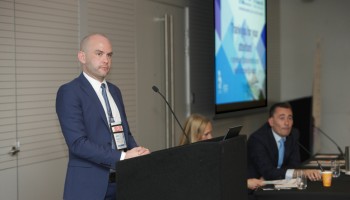 AIEC1510-6-0815-2.jpg