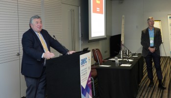 AIEC1510-6-1034-2.jpg