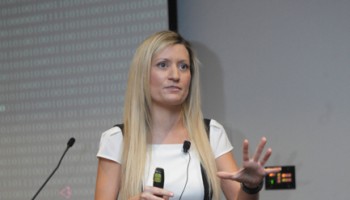AIEC1510-6-2104-2.jpg