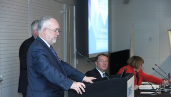AIEC1510-6-2142-2.jpg