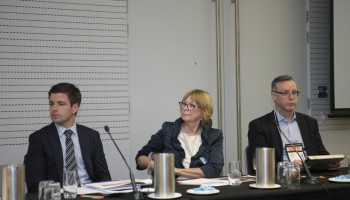 AIEC1510-6-2073-2.jpg