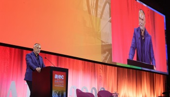 AIEC4700.JPG