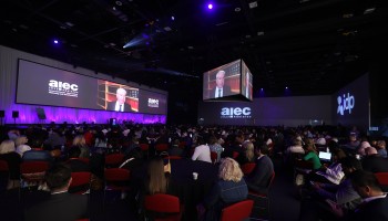 AIEC4352.JPG