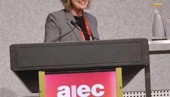 AIEC24-00421.jpg